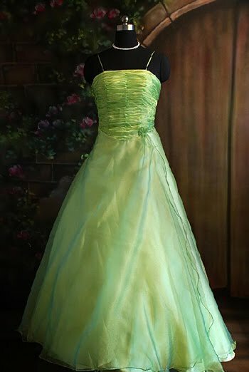 Green wedding dress Photo - 7