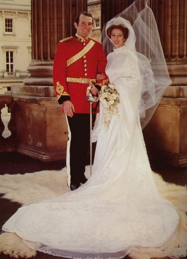 Royal wedding dresses Photo - 10