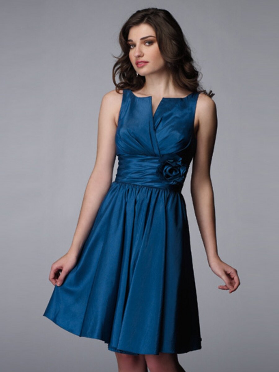 A line dresses for wedding guests Photo - 3