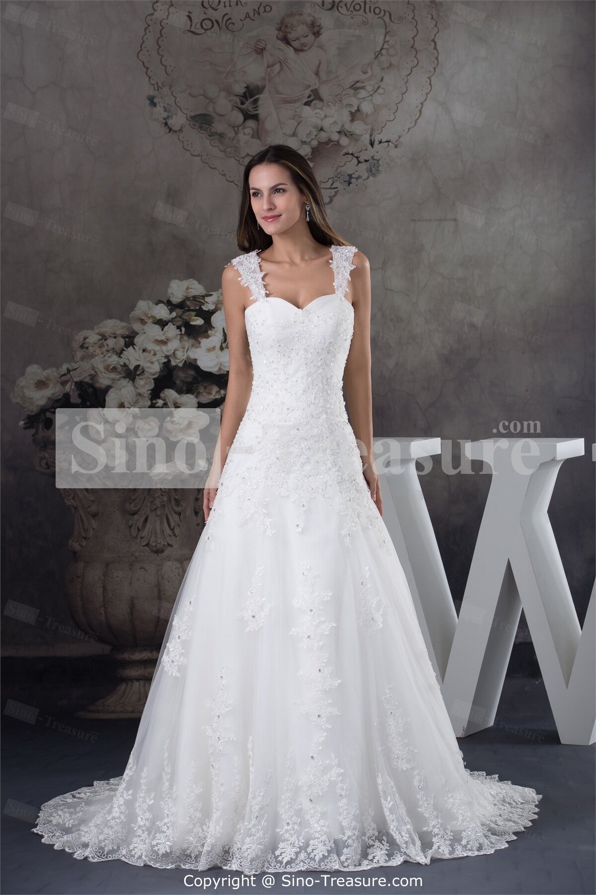 A line wedding dresses with straps Photo - 8