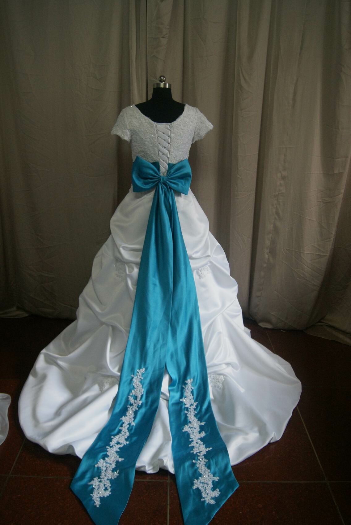 Turquoise dresses for weddings Photo - 9