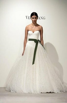 Vera Wang wedding dresses from bride wars Photo - 6