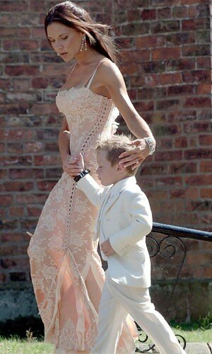 Victoria Beckham wedding dresses Photo - 9
