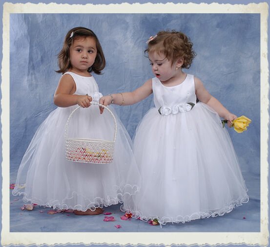 Wedding dresses for baby girl Photo - 6