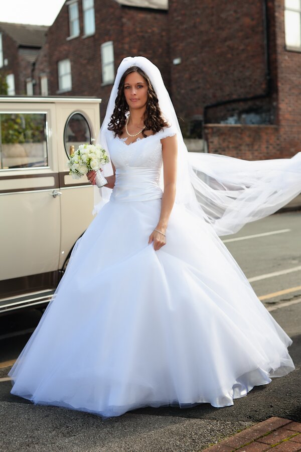 Wedding dresses for fat girls Photo - 10