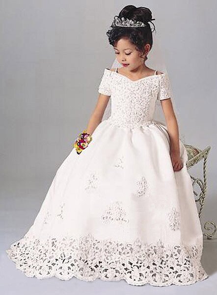 Wedding dresses for little girls Photo - 1