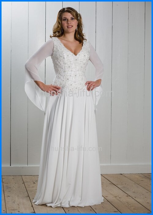 Wedding dresses for small chest Photo - 5