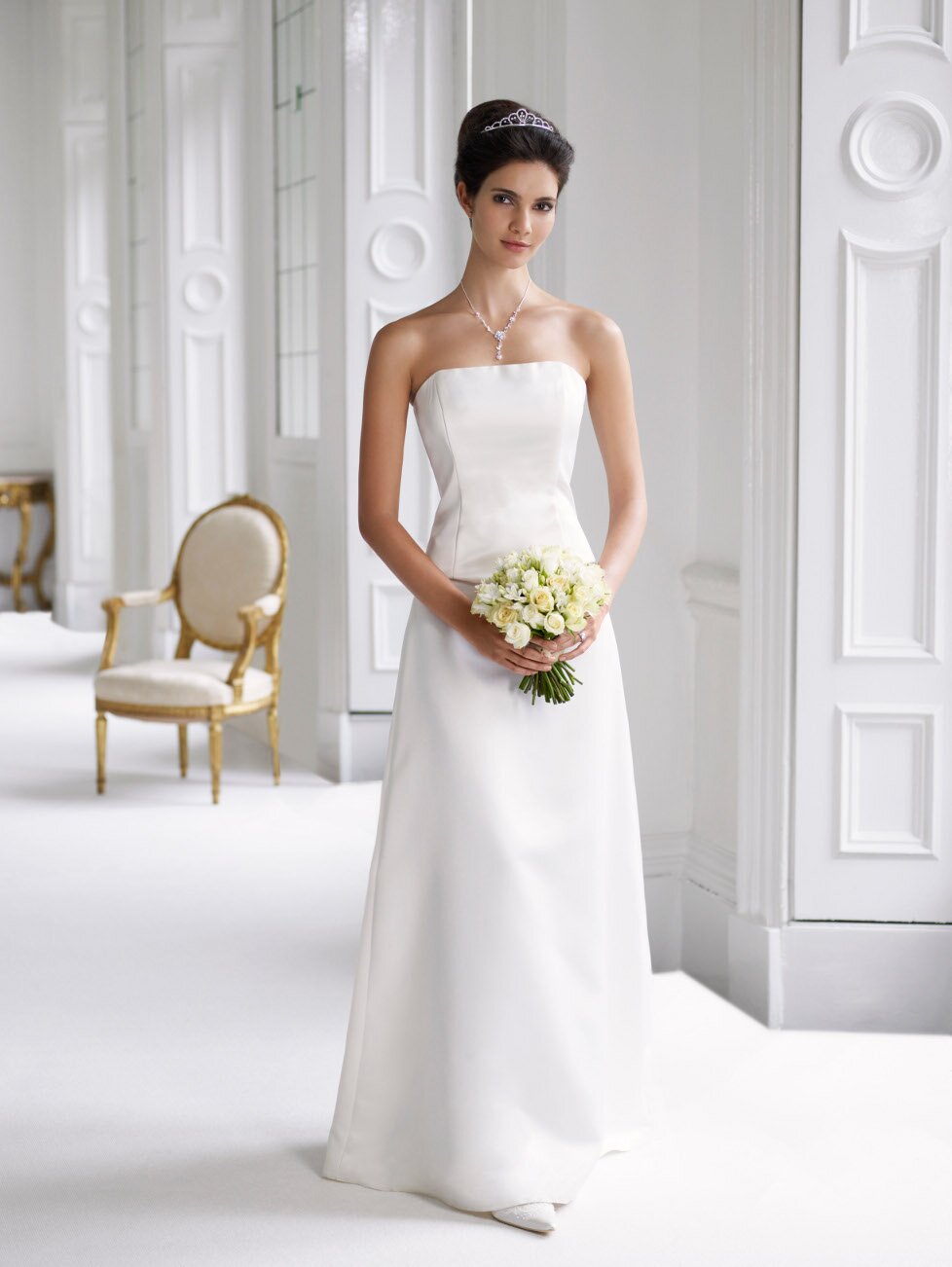 Wedding dresses with lace top Photo - 9