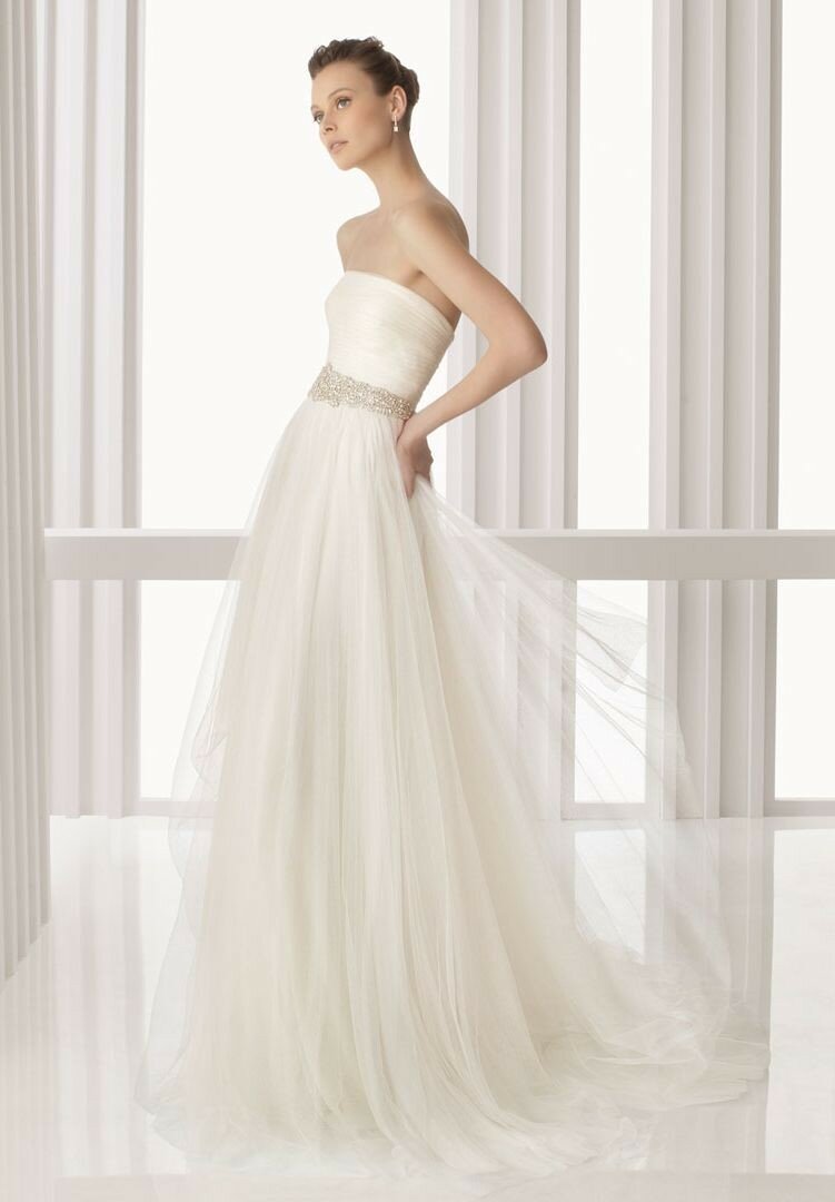 Wedding dresses with tulle skirt Photo - 2