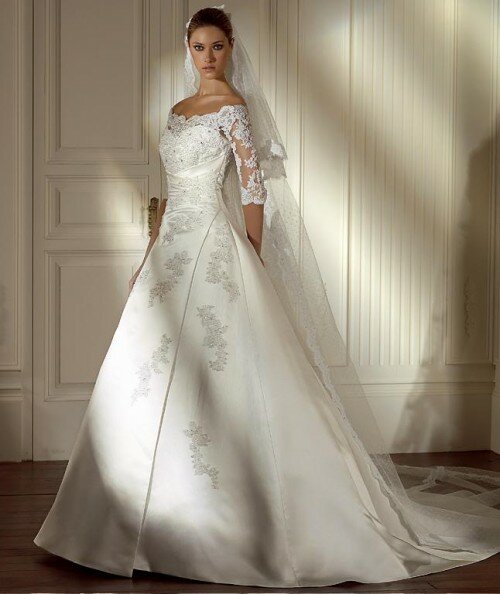 Winter wedding dresses with sleeves Photo - 1