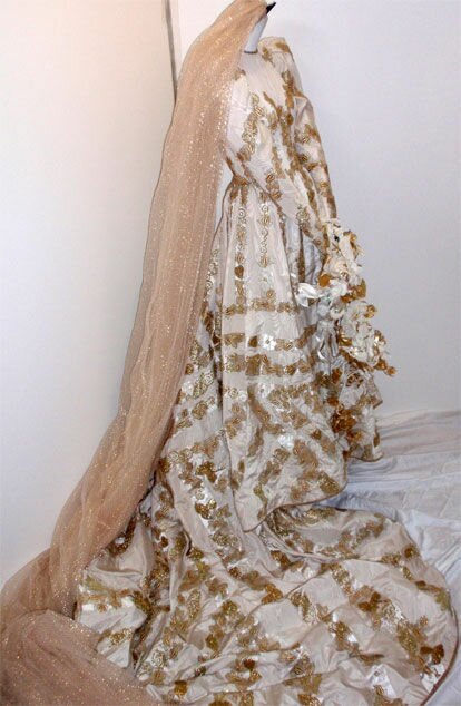 Yves Saint Laurent wedding dresses Photo - 3