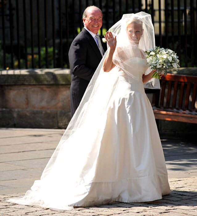 Zara Phillips wedding dresses Photo - 6