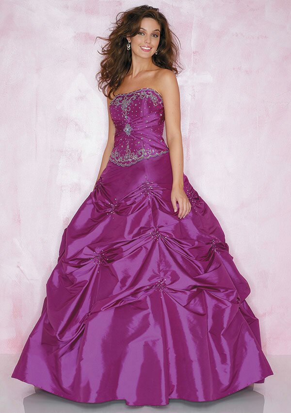 lavender wedding dress photo - 7