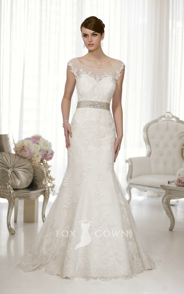 A line wedding dresses with cap sleeves Photo - 4