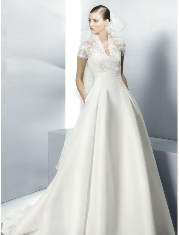 A line wedding dresses with sleeves Photo - 6