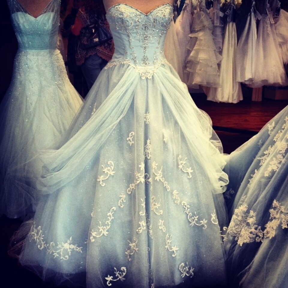 Alfred Angelo cinderella wedding dresses Photo - 3