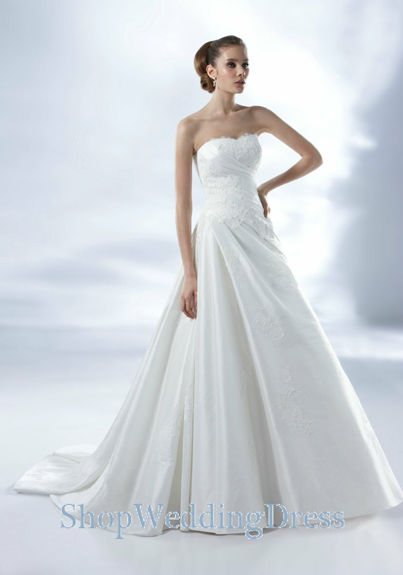 All white wedding dresses Photo - 4