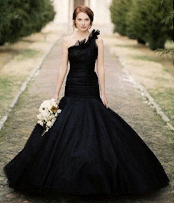 Black short wedding dresses Photo - 4
