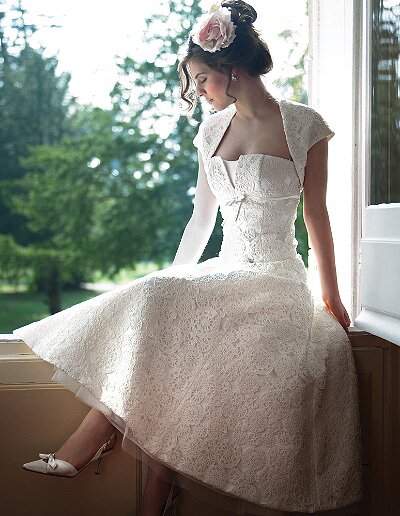 Retro tea length wedding dresses Photo - 2