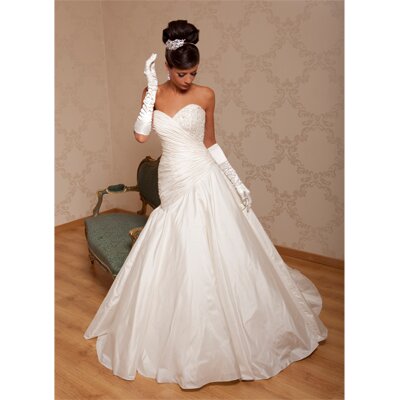Spring wedding dresses for guests Photo - 8