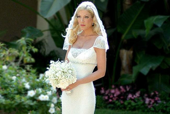 Tori Spelling wedding dresses Photo - 7