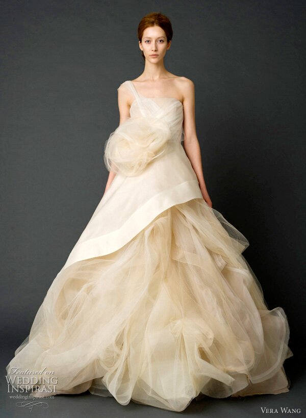 Vera Wang tulle wedding dresses Photo - 7