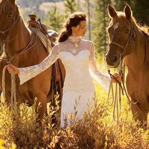 Western theme wedding dresses Photo - 1
