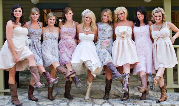 Western themed wedding dresses Photo - 8