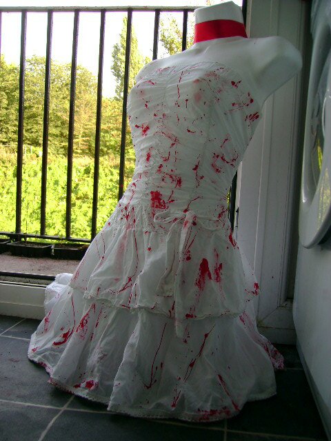Zombie wedding dresses Photo - 9