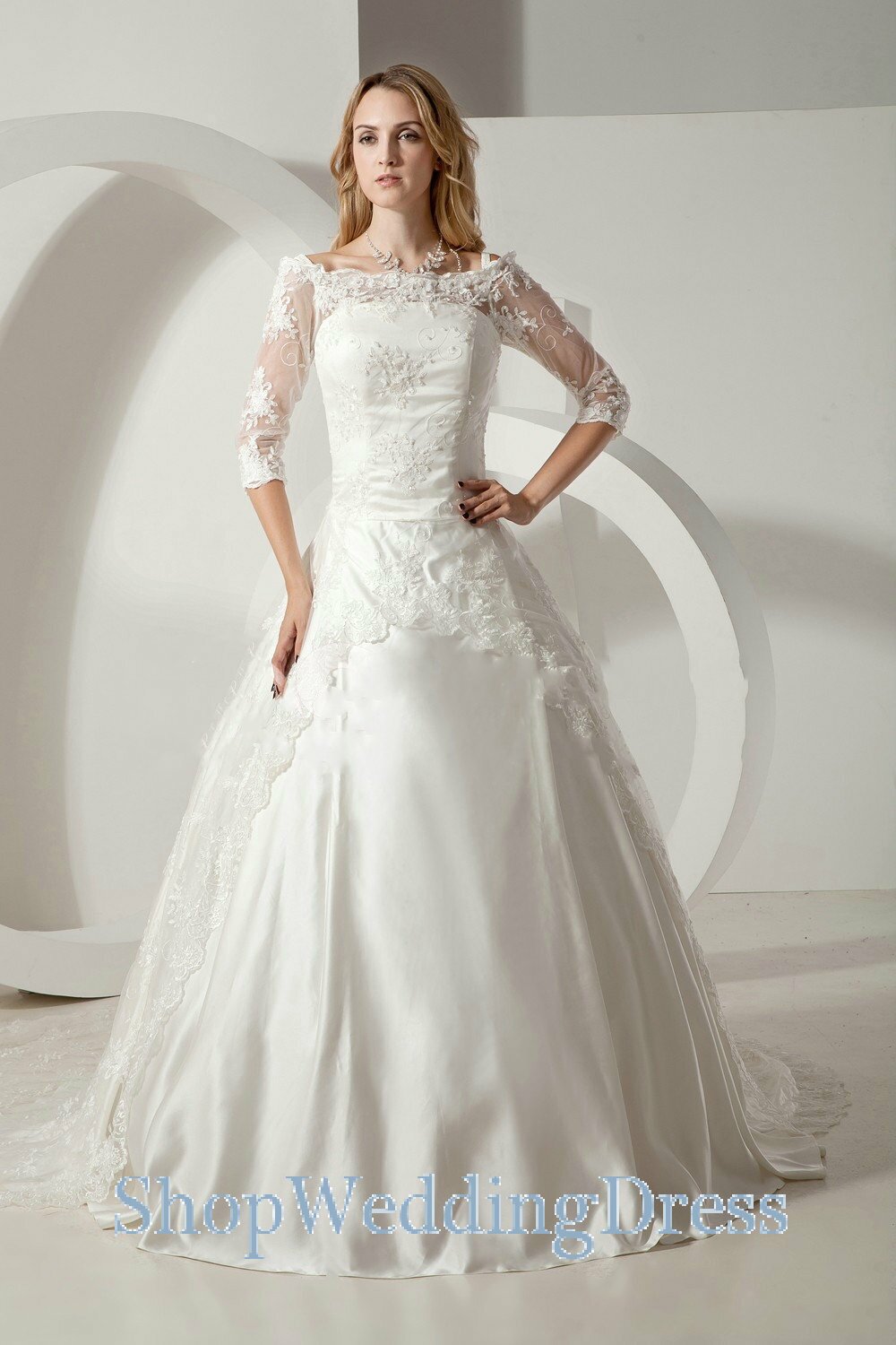Long sleeve lace wedding dresses 2013 Photo - 1